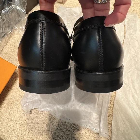NEW IN BOX Tods Leather Loafers - Picture 7 of 9